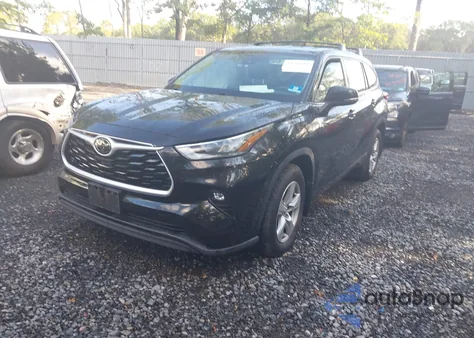 2020 Toyota Highlander L/Le z USA, uszkodzony, nr VIN 5TDBZRBH5LS502932